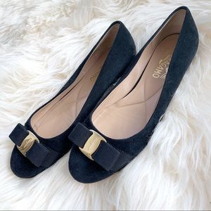 Ferragamo Varina Ballet Flats Black Suede 7.5B